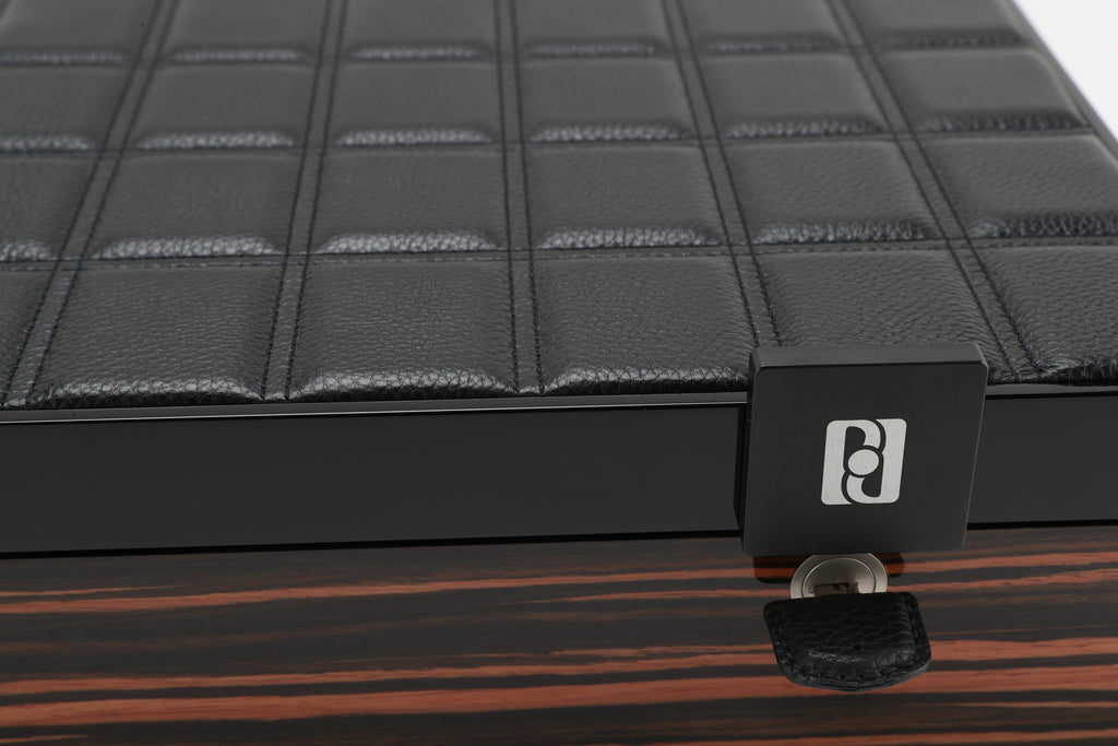 Collector 10 Macassar